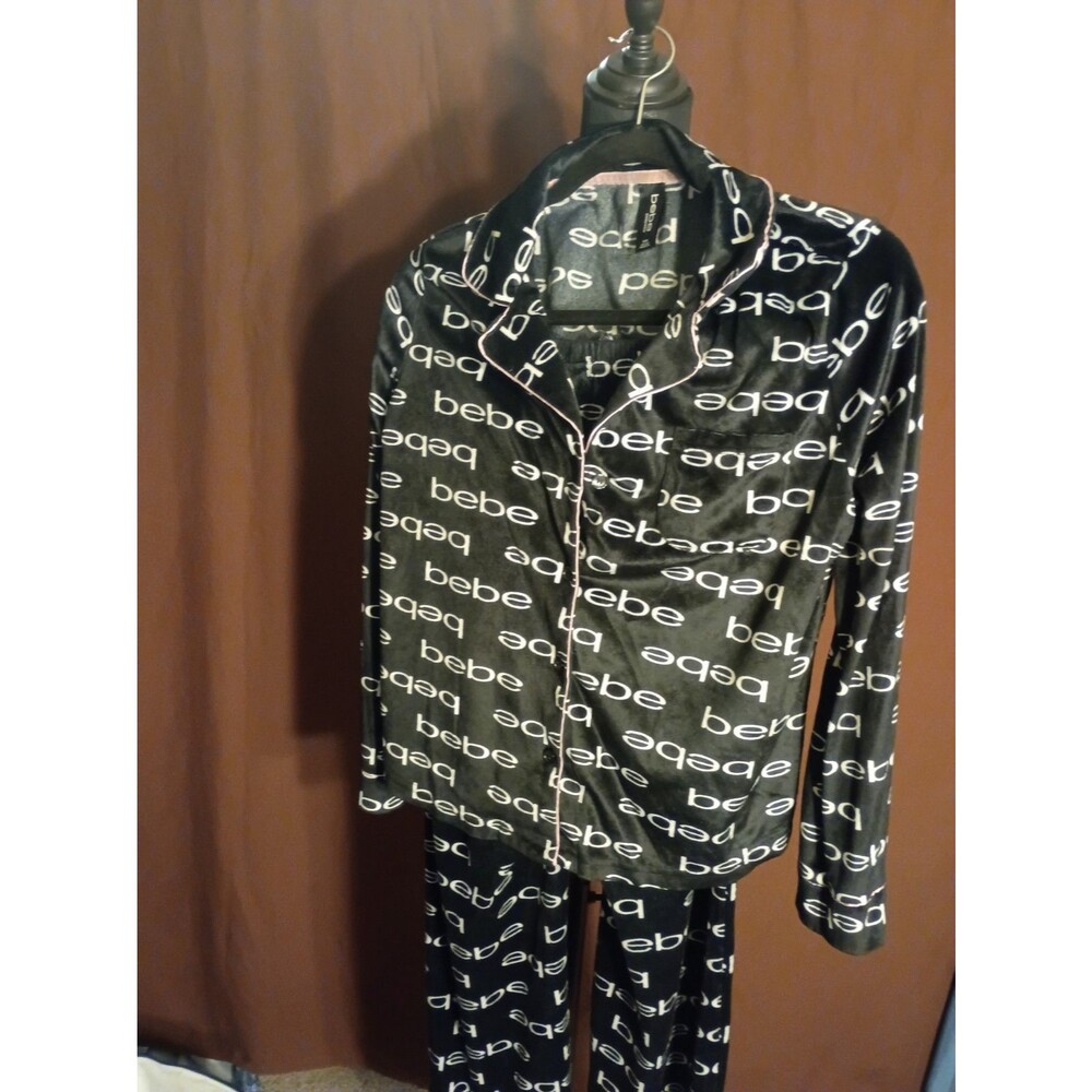two-piece Black & White lounge or pajama set from bebe Super Soft